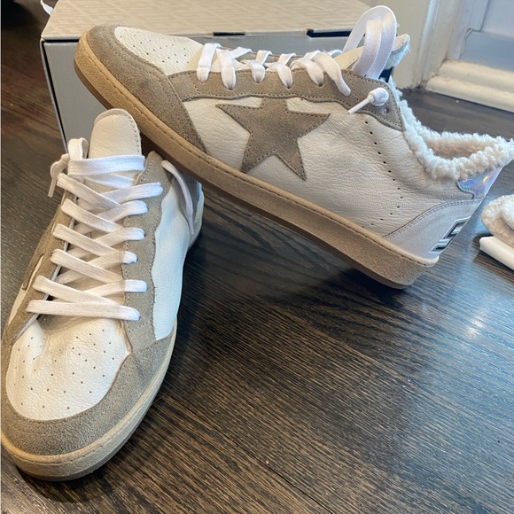 NEW- Golden Goose Sherpa Ball Star Sneaker, Size 43 - Picture 5 of 15